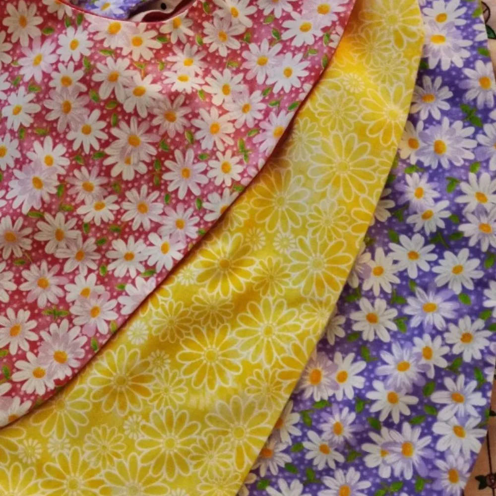 Baby Bibs Set Of 6 NWOT FLORAL & PAW PATROL - Picture 3 of 7